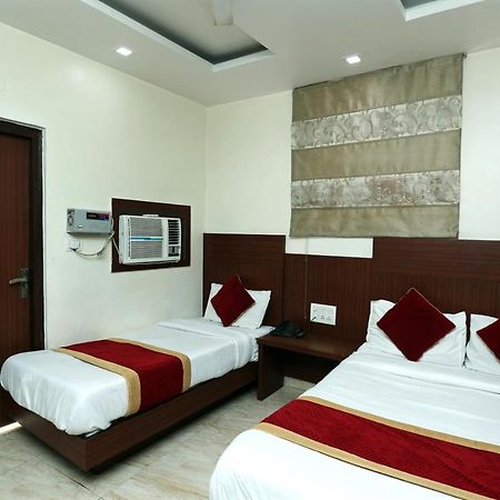Hotel Toto International Dx Нью-Делі Екстер'єр фото