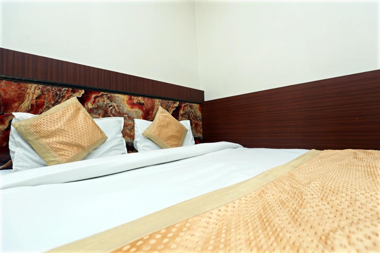 Hotel Toto International Dx Нью-Делі Екстер'єр фото